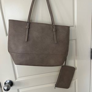 Light grey urban expressions purse or work tote